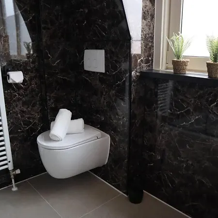Boutique Rooms Tilburg * Tilburgo